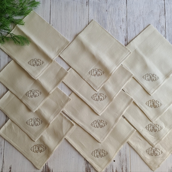 Vintage Other - Vintage Linen Embroidered Napkins 19x19